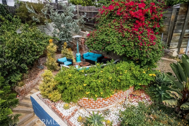 2411 W Sunset Blvd