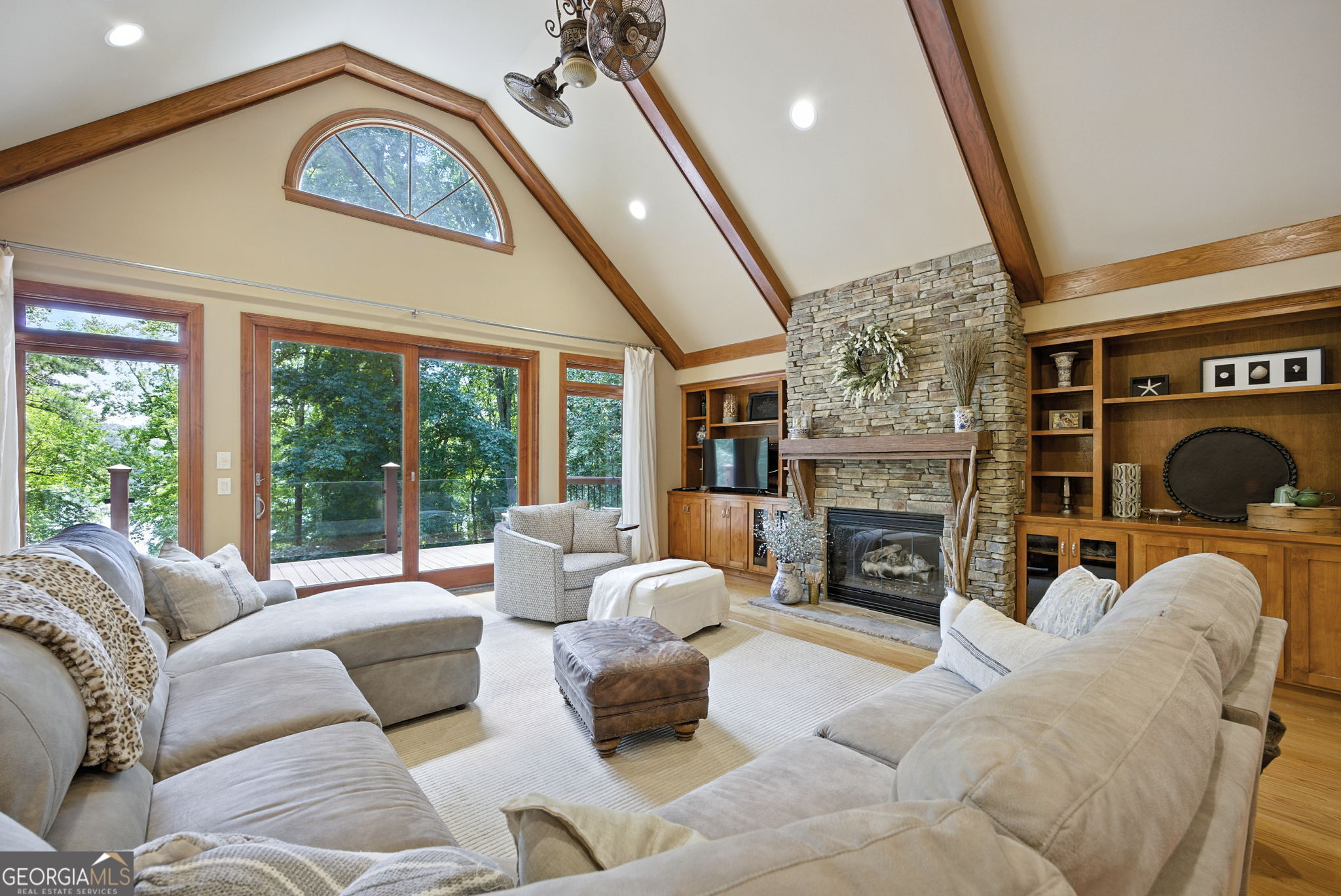 5786 Hidden Cove Road