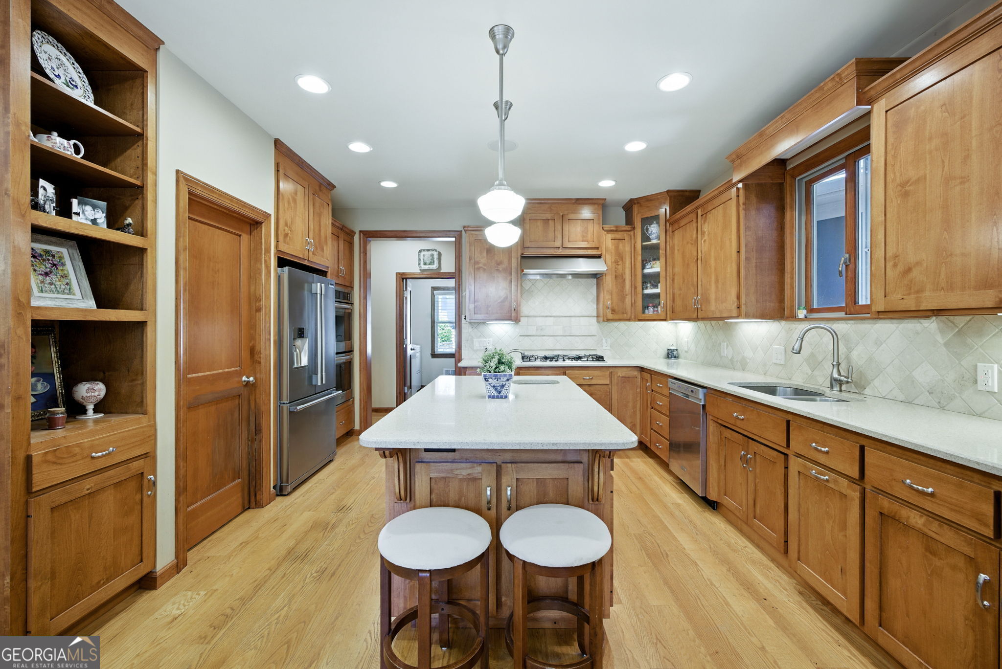 5786 Hidden Cove Road