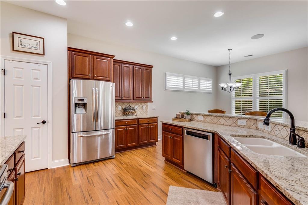 1125 Creek Vista Drive