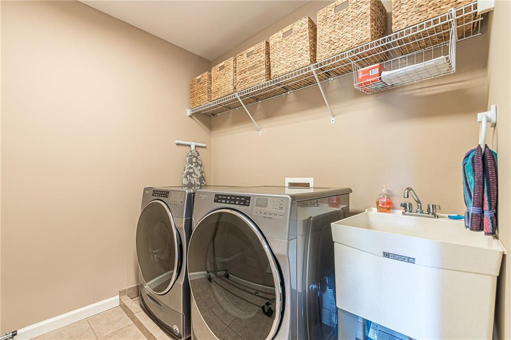 1315 Saint Marks Walk