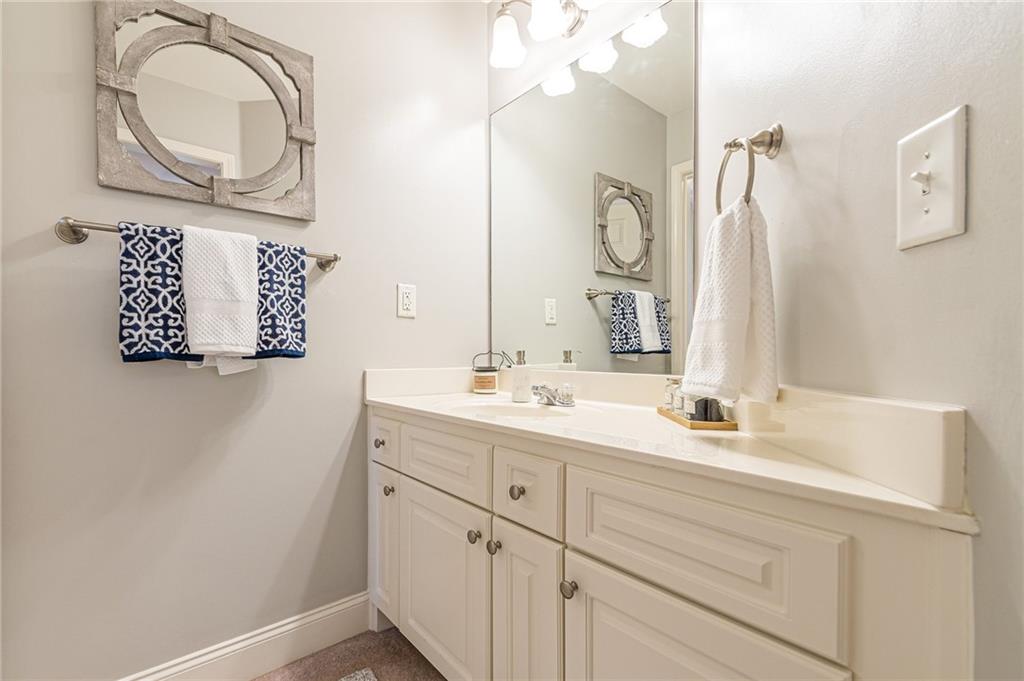 1315 Saint Marks Walk