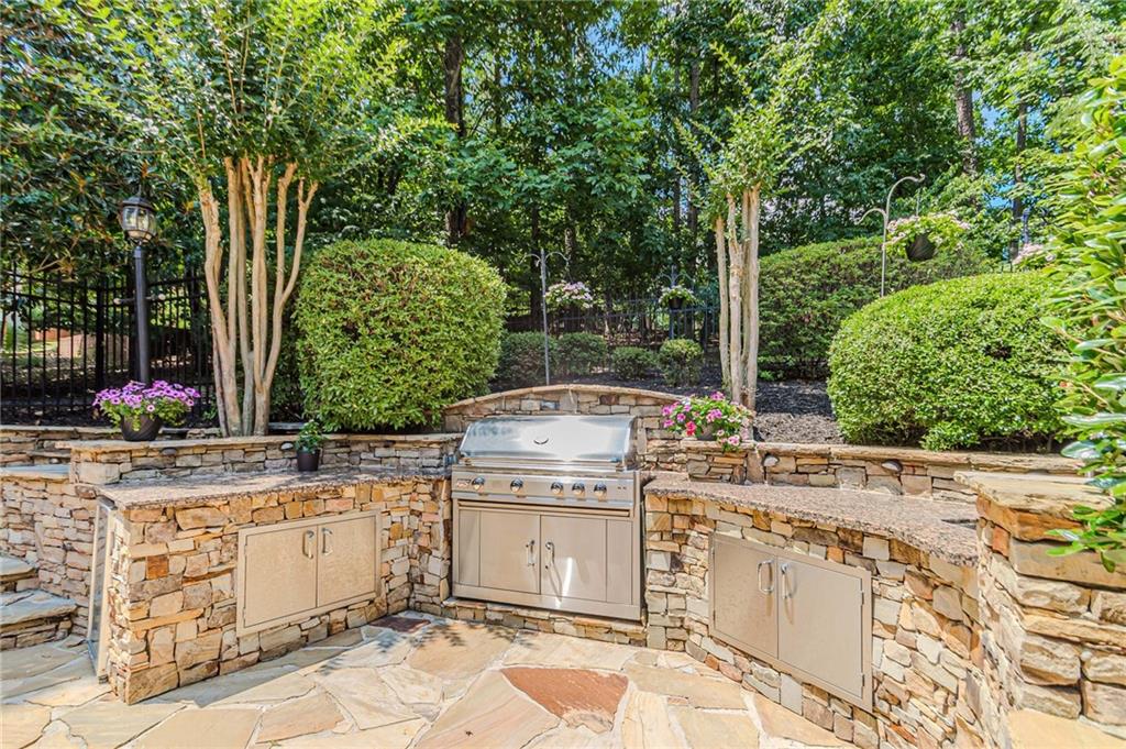 1315 Saint Marks Walk