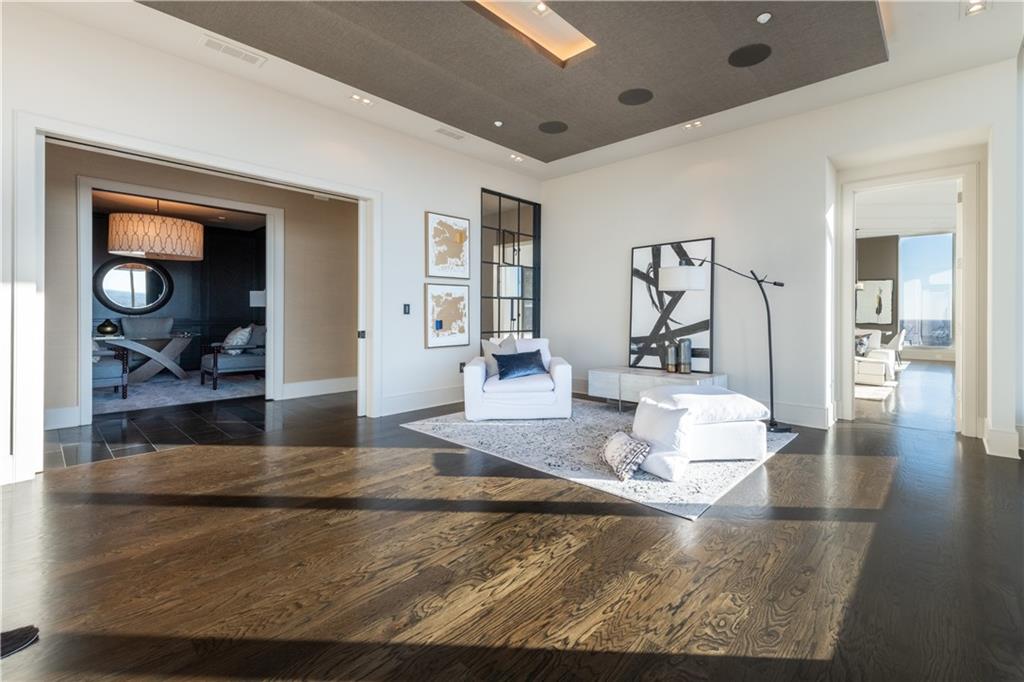 3630 Peachtree Road NE Unit PH-340