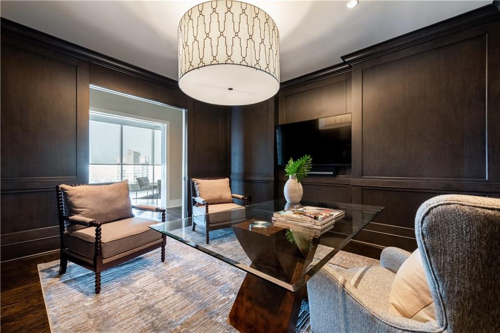 3630 Peachtree Road NE Unit PH-340