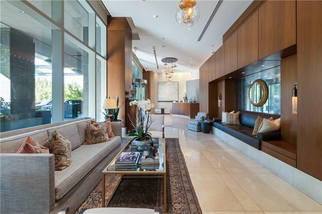 3630 Peachtree Road NE Unit PH-340
