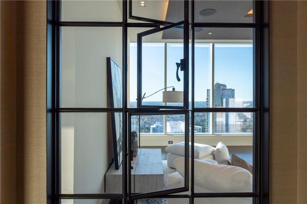 3630 Peachtree Road NE Unit PH-340