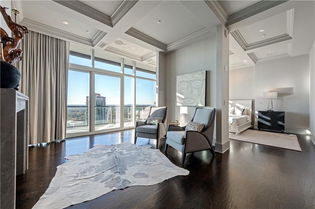 3630 Peachtree Road NE Unit PH-340