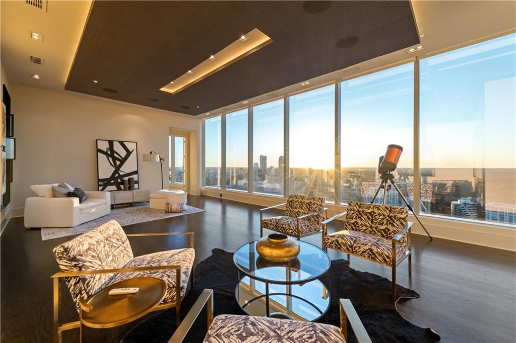 3630 Peachtree Road NE Unit PH-340