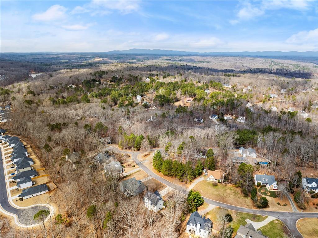 408 Valley Brook Circle W