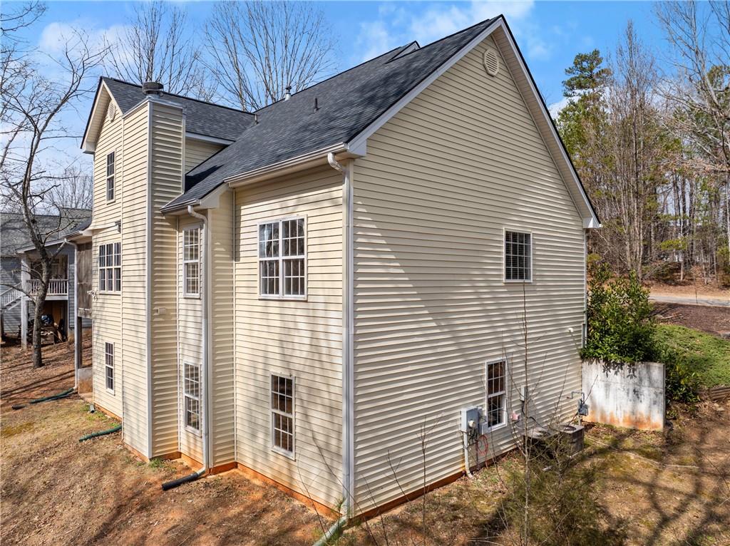 408 Valley Brook Circle W