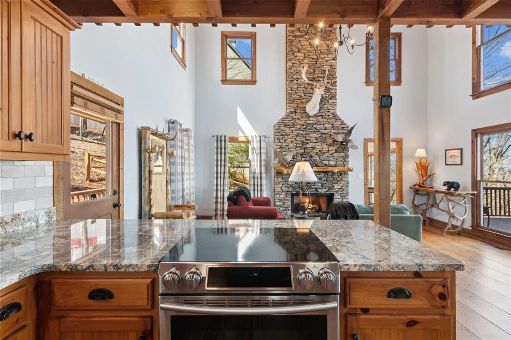424 Sanderlin Mountain Drive