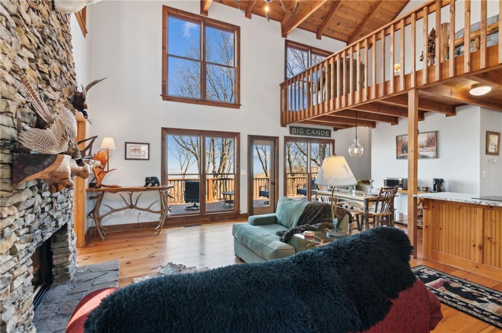 424 Sanderlin Mountain Drive
