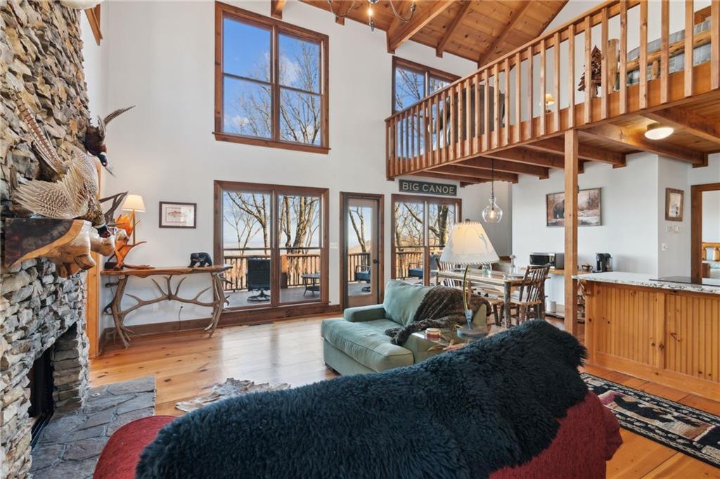 424 Sanderlin Mountain Drive