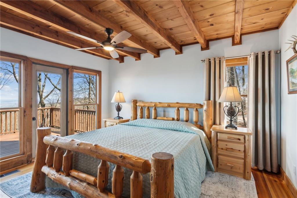 424 Sanderlin Mountain Drive