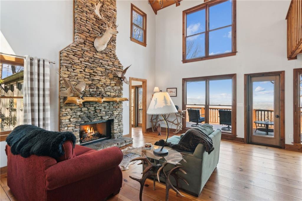 424 Sanderlin Mountain Drive