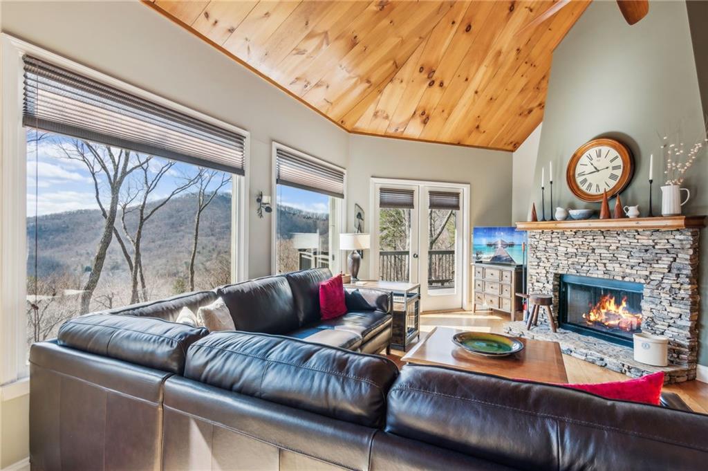 72 Foxglove Circle