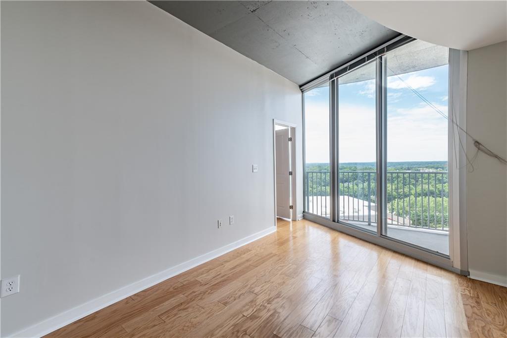 361 17TH Street Unit 1516