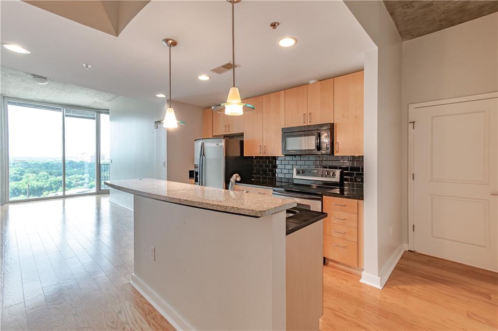 361 17TH Street Unit 1516