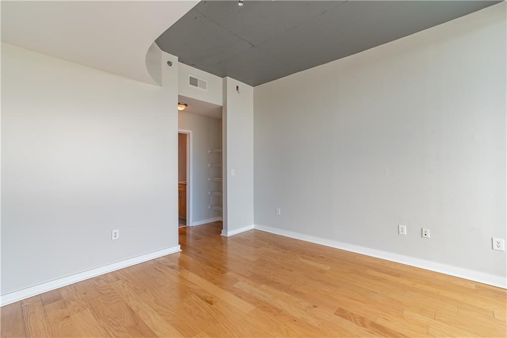 361 17TH Street Unit 1516