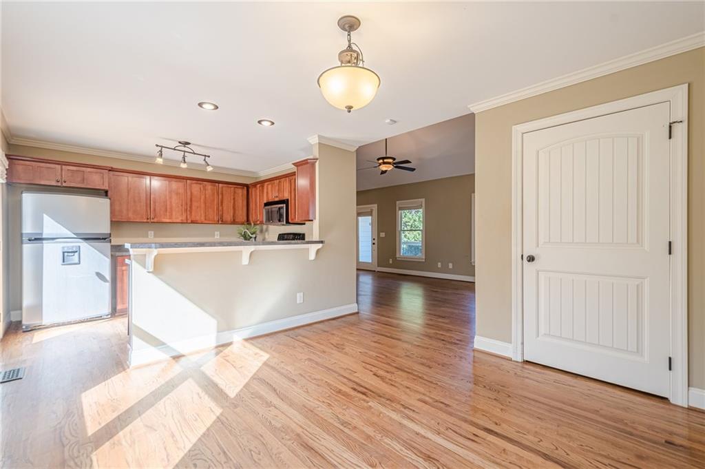 6365 Mountain View Trail