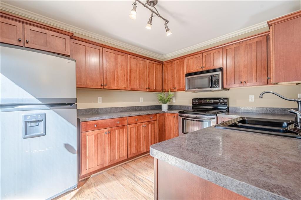 6365 Mountain View Trail