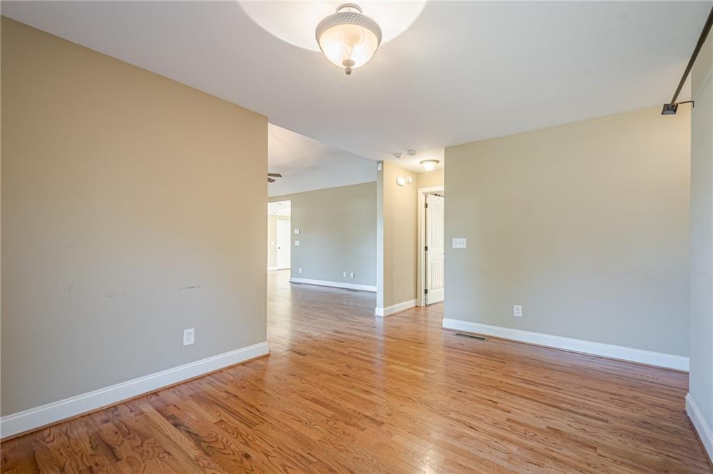 6365 Mountain View Trail