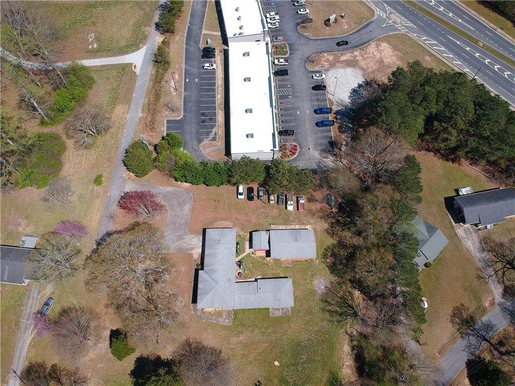 3929 Perry Lane