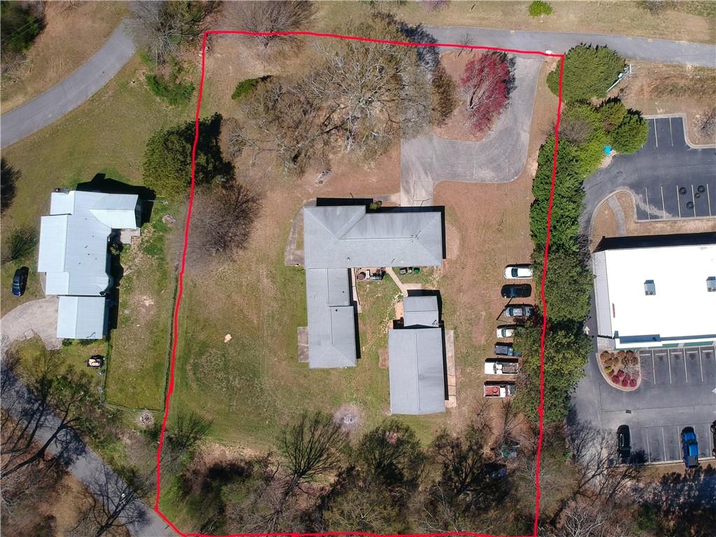 3929 Perry Lane