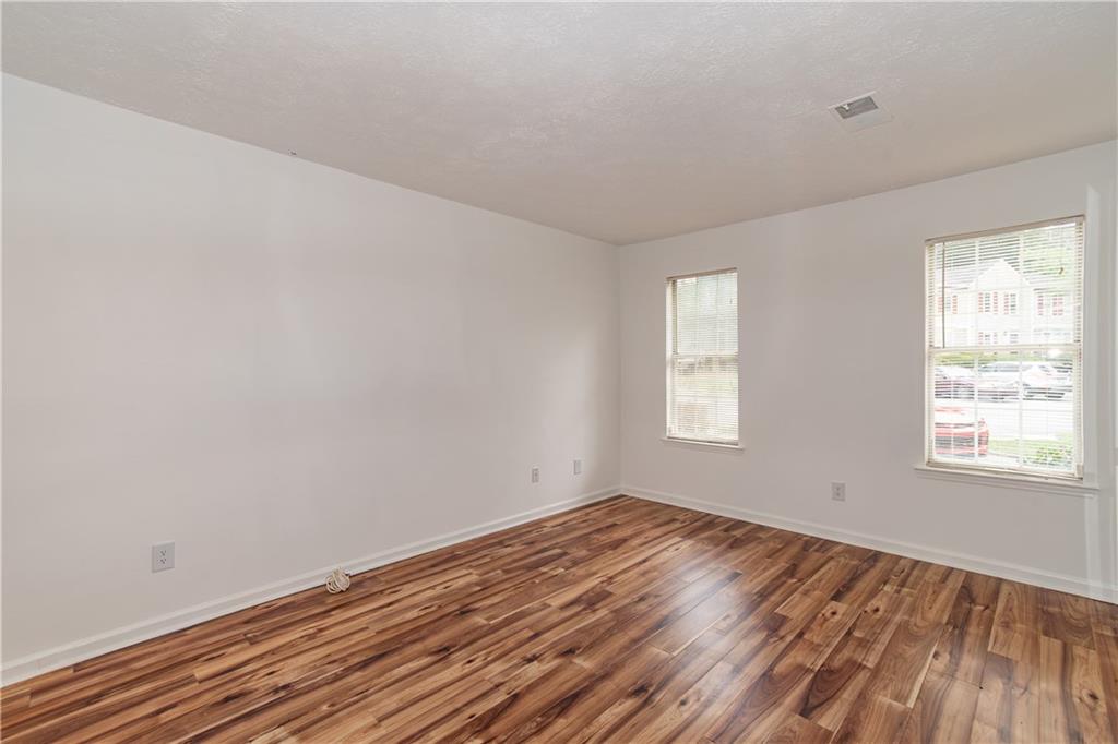 3987 Bayside Circle