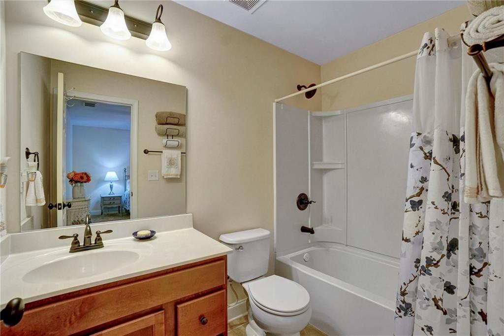 3215 Trowbridge Drive