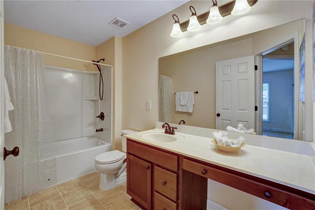 3215 Trowbridge Drive