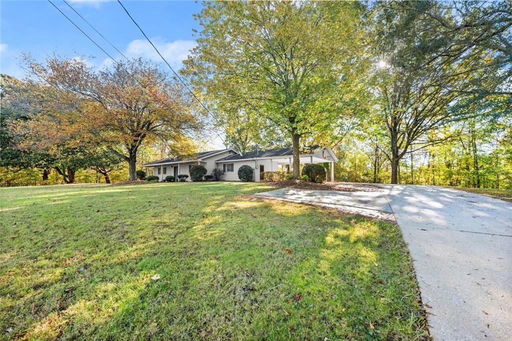 3724 Clarks Bridge Road
