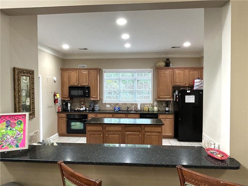 2595 Grapevine Circle