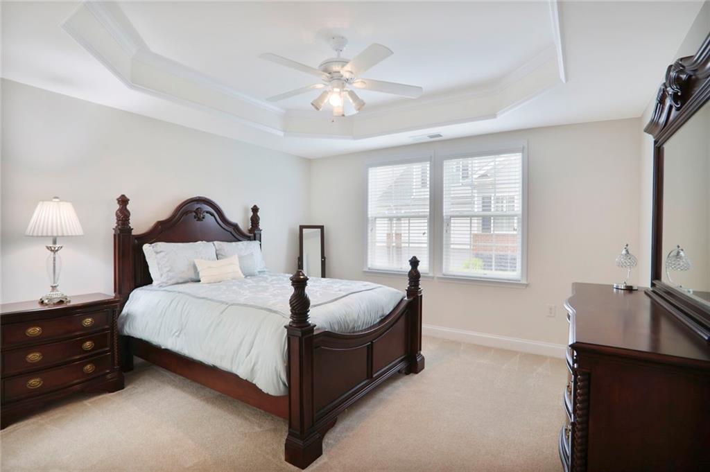 2595 Grapevine Circle