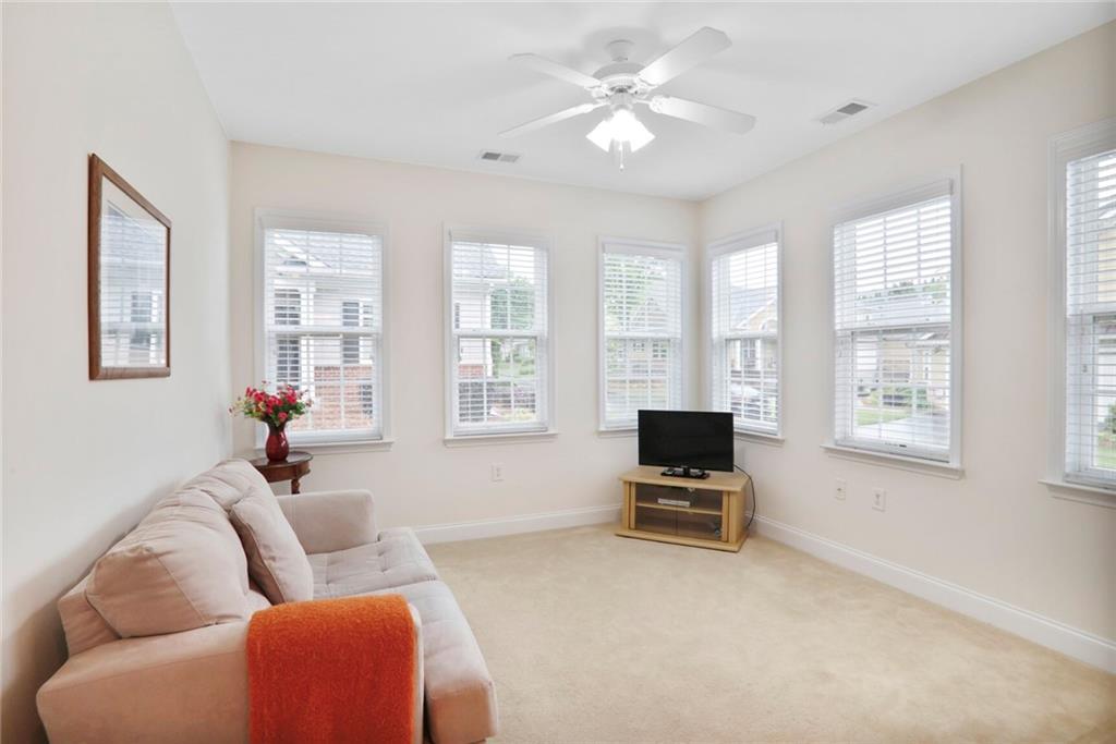 2595 Grapevine Circle