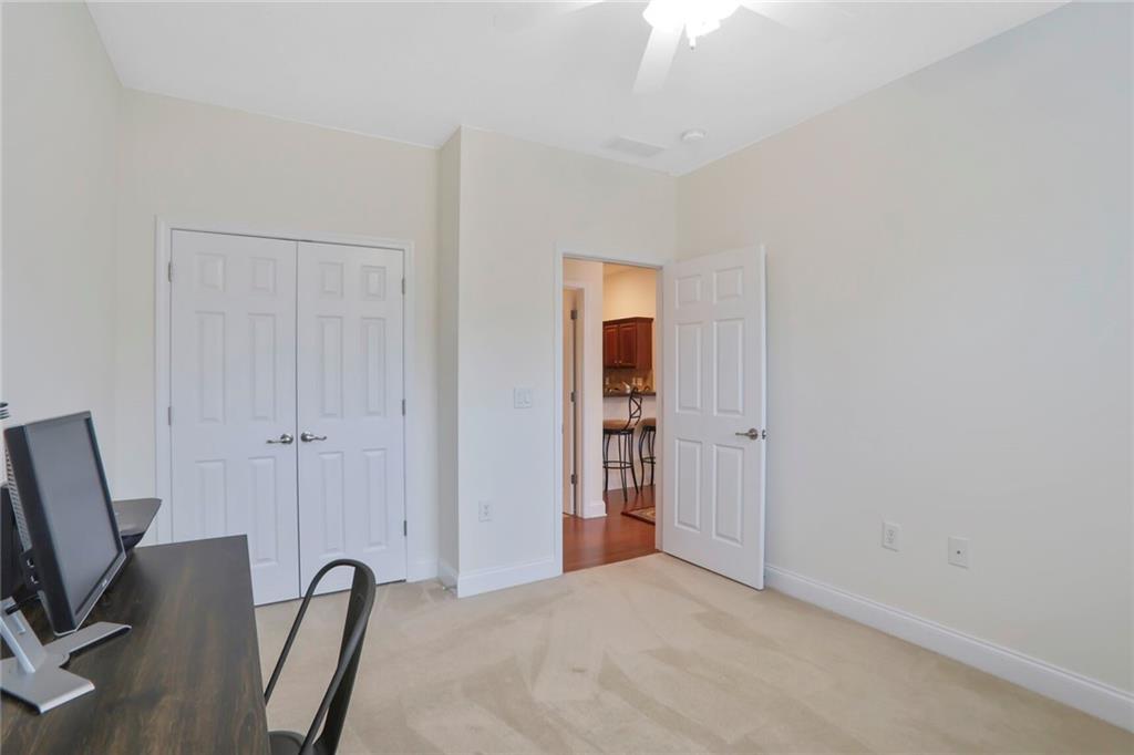 2595 Grapevine Circle