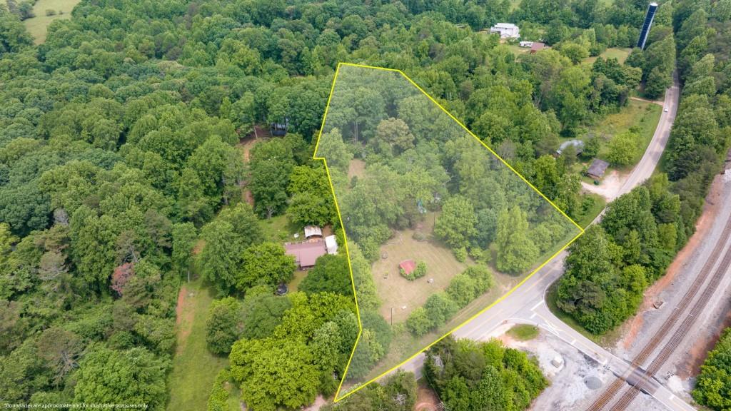 6803 Old Cornelia Highway