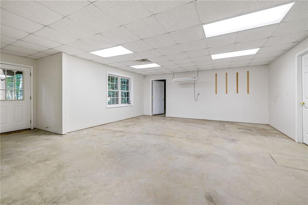 6126 Foxmoor Court
