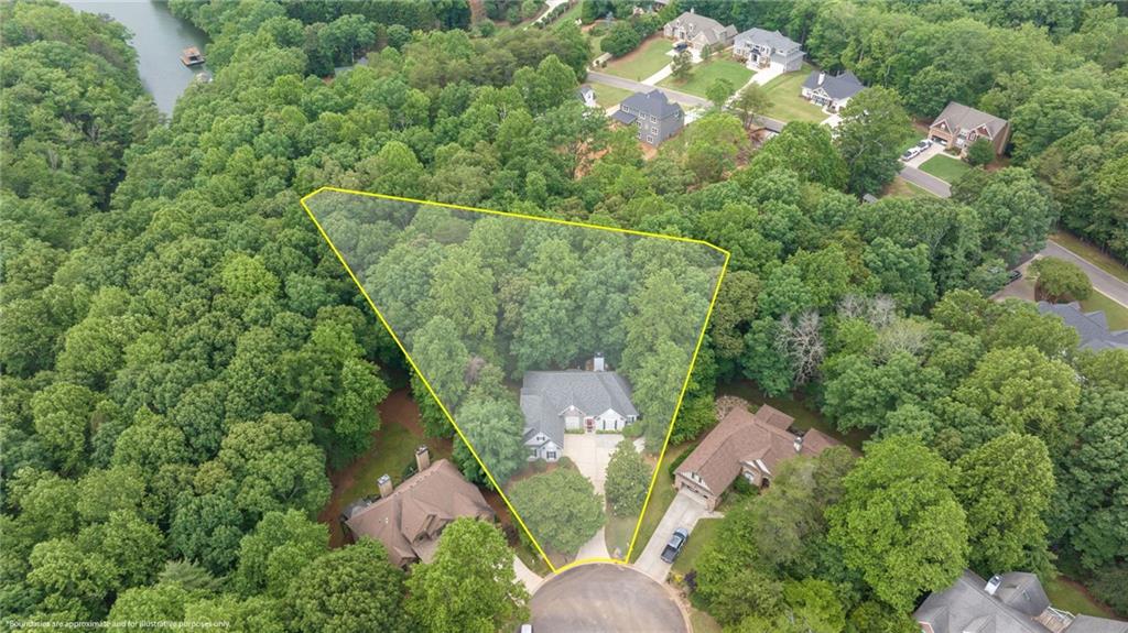 6126 Foxmoor Court
