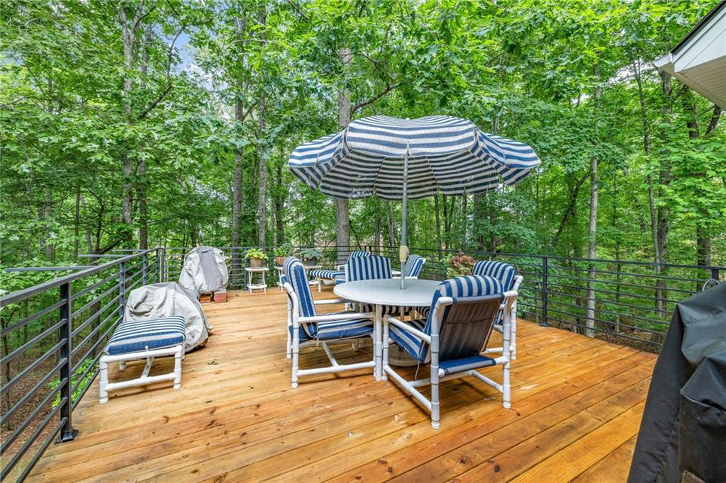 6126 Foxmoor Court