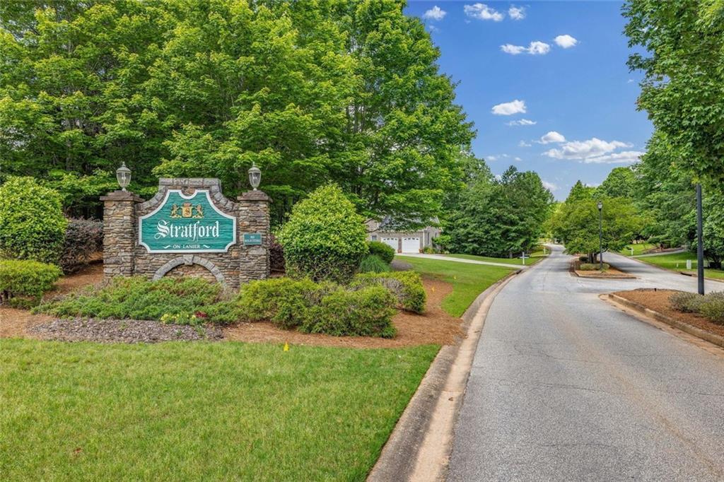6126 Foxmoor Court