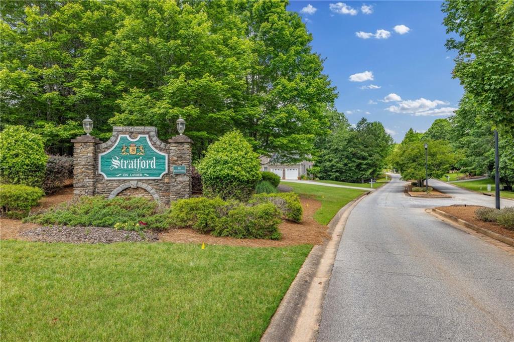 6126 Foxmoor Court