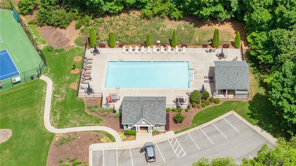 6126 Foxmoor Court