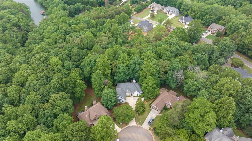 6126 Foxmoor Court