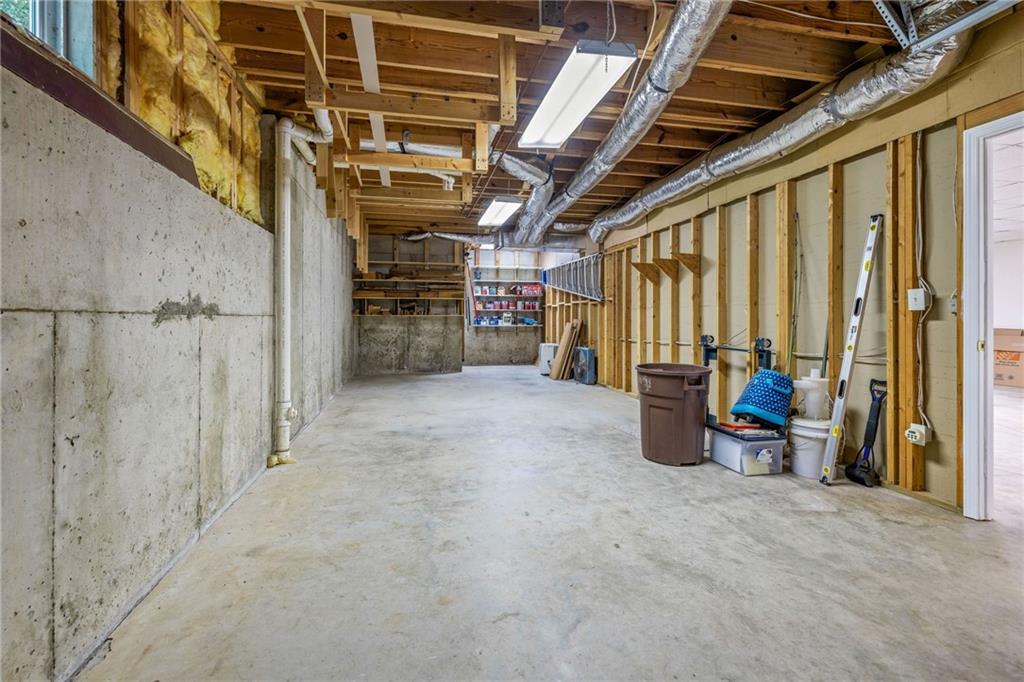 6126 Foxmoor Court