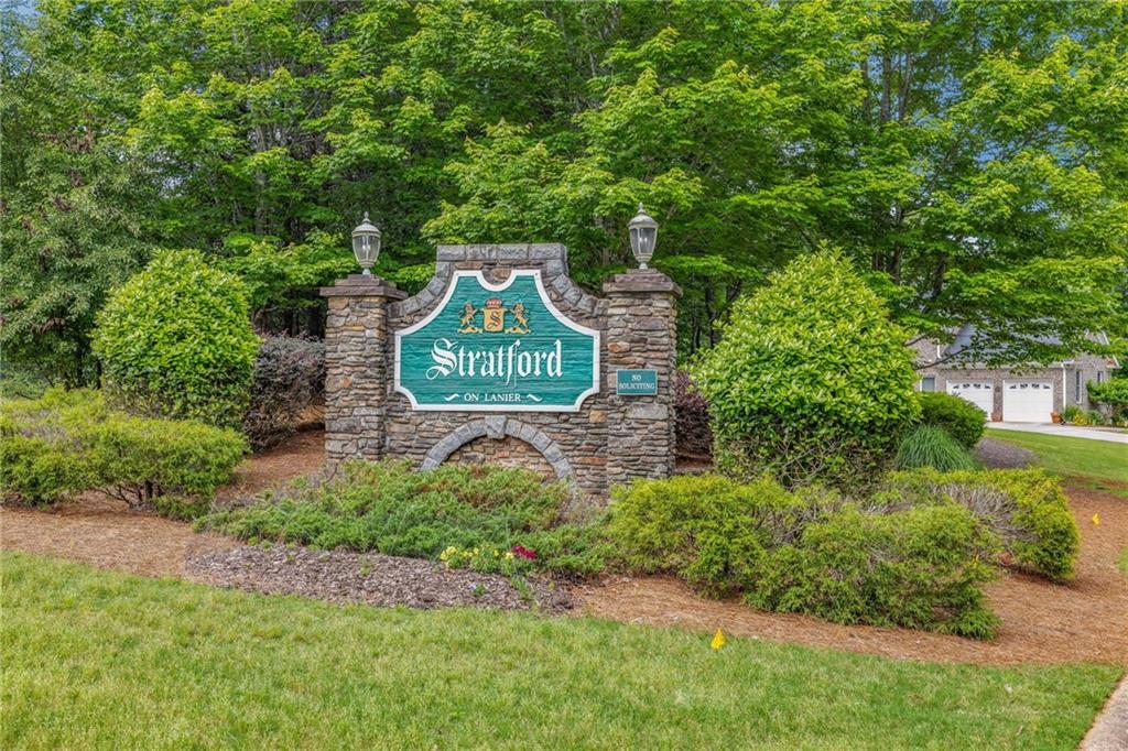 6126 Foxmoor Court