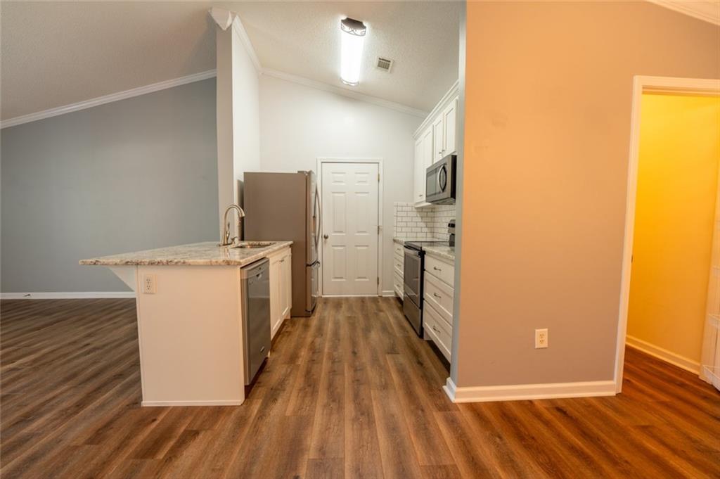 3003 Bentley Park Circle