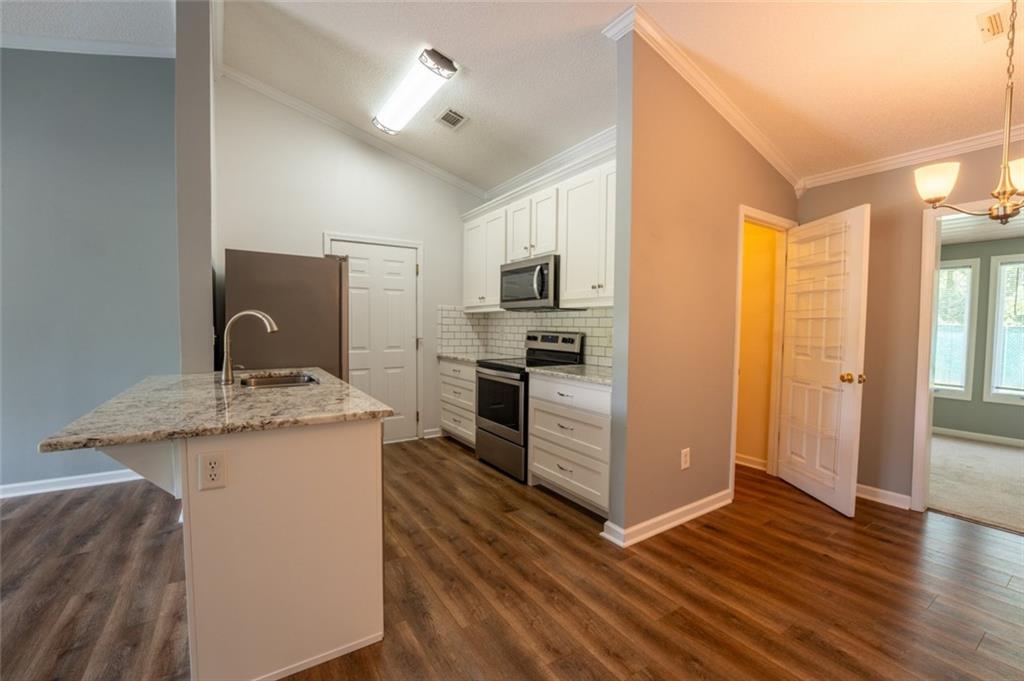 3003 Bentley Park Circle