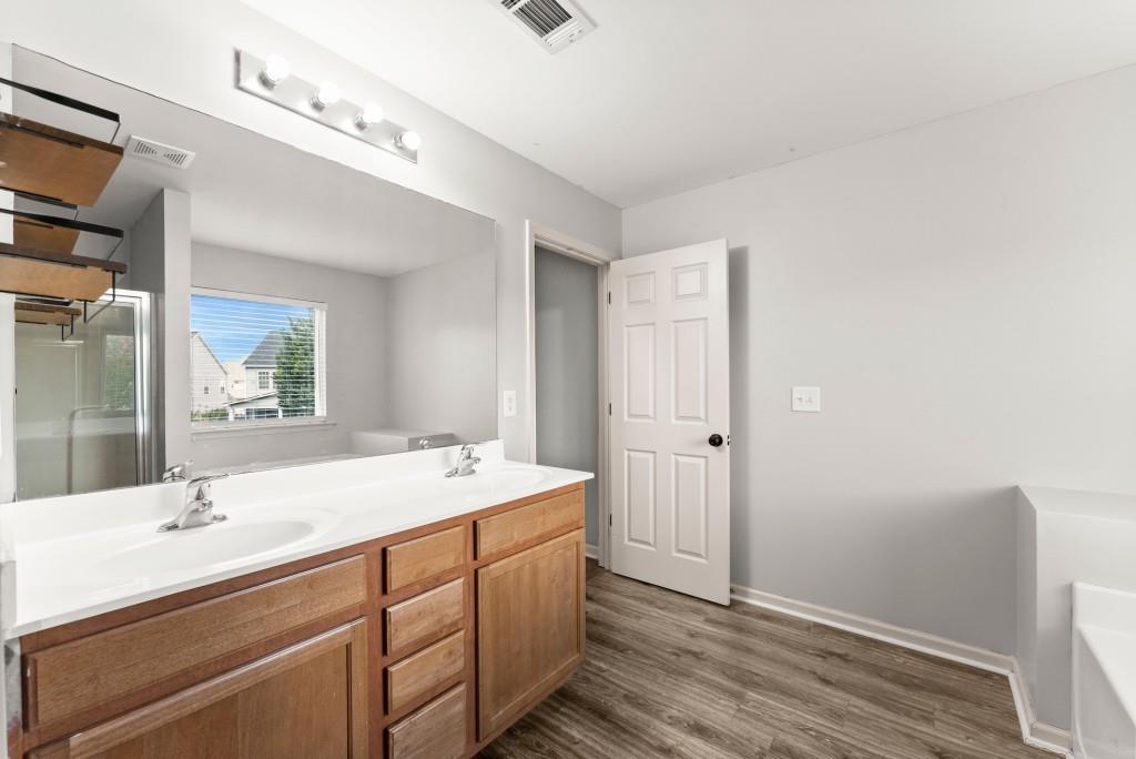 1208 LOOWIT FALLS Court
